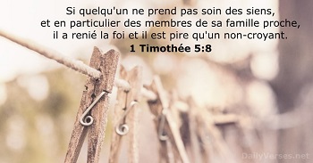 Des pinces à linges sur une seule corde