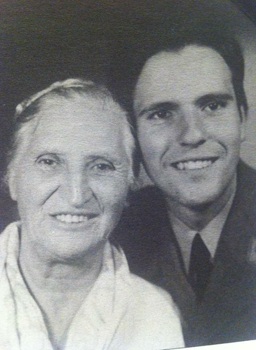 Camelia, une soeur gitane et le pasteur Michel Genton ( j’avais 21 ans)